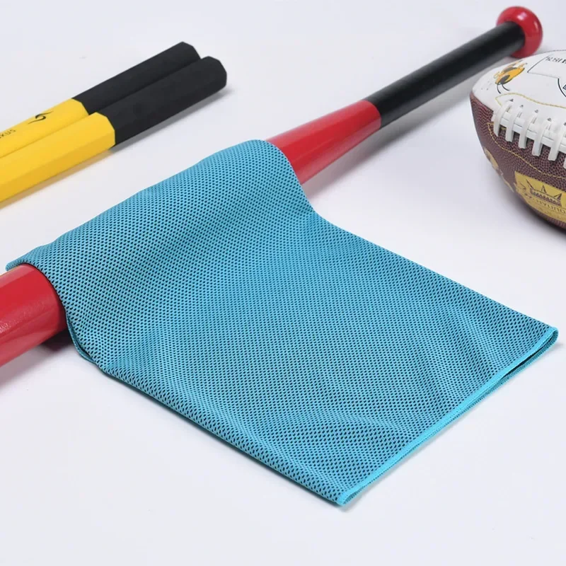 Nowy ręcznik z mikrofibry, szy – Camp Towel Microfiber recenzja i cena